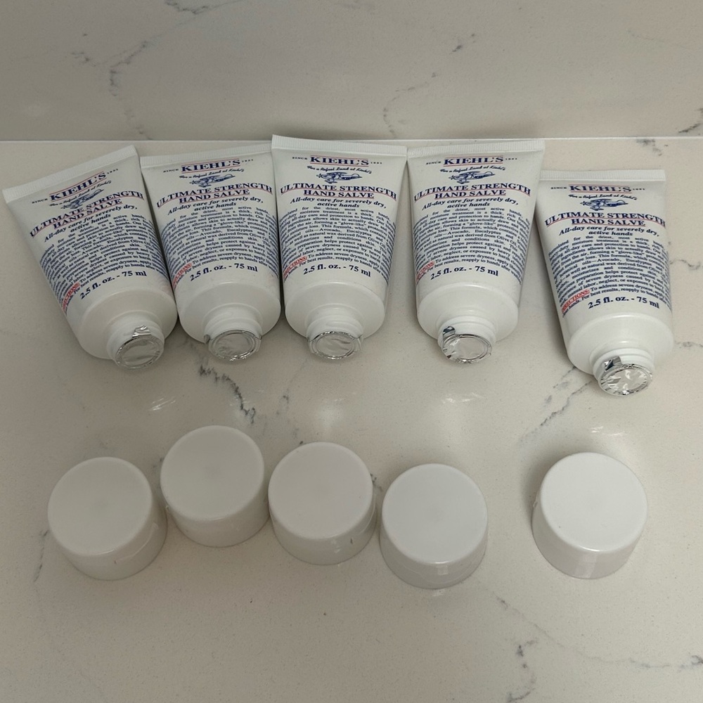 Kiehl’s Ultimate Strength Hand Salve - Picture 4 of 4